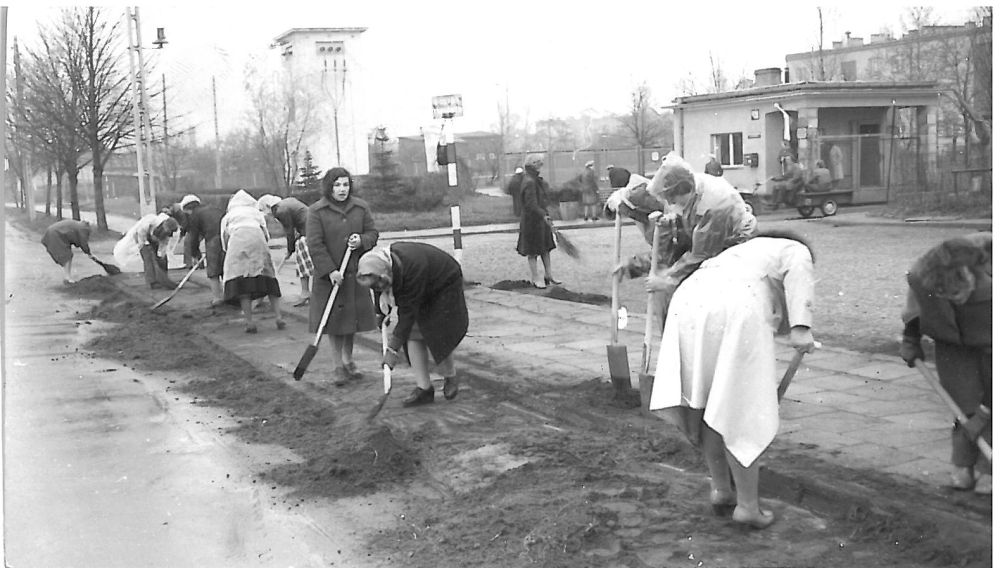 Czyn społeczny przed szpitalem - fotografia.